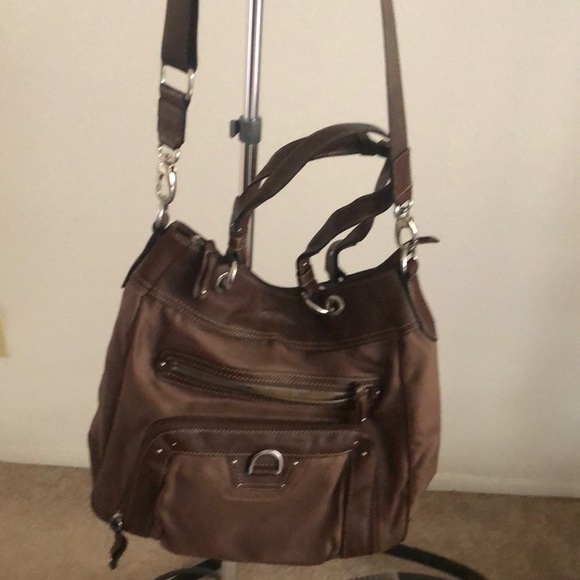 Mondani Handbags - Non name brand handbags!! Set of three.